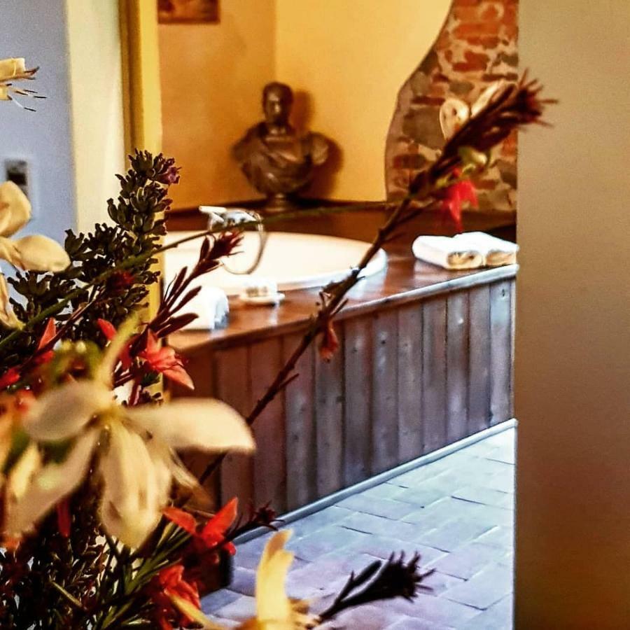 B&B Castello La Pia Dama Residence Guazzino 외부 사진